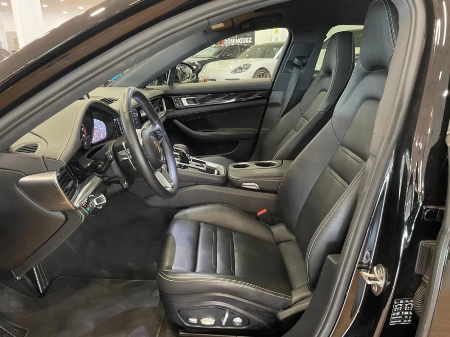 PORSCHE Panamera 10 Anniversary