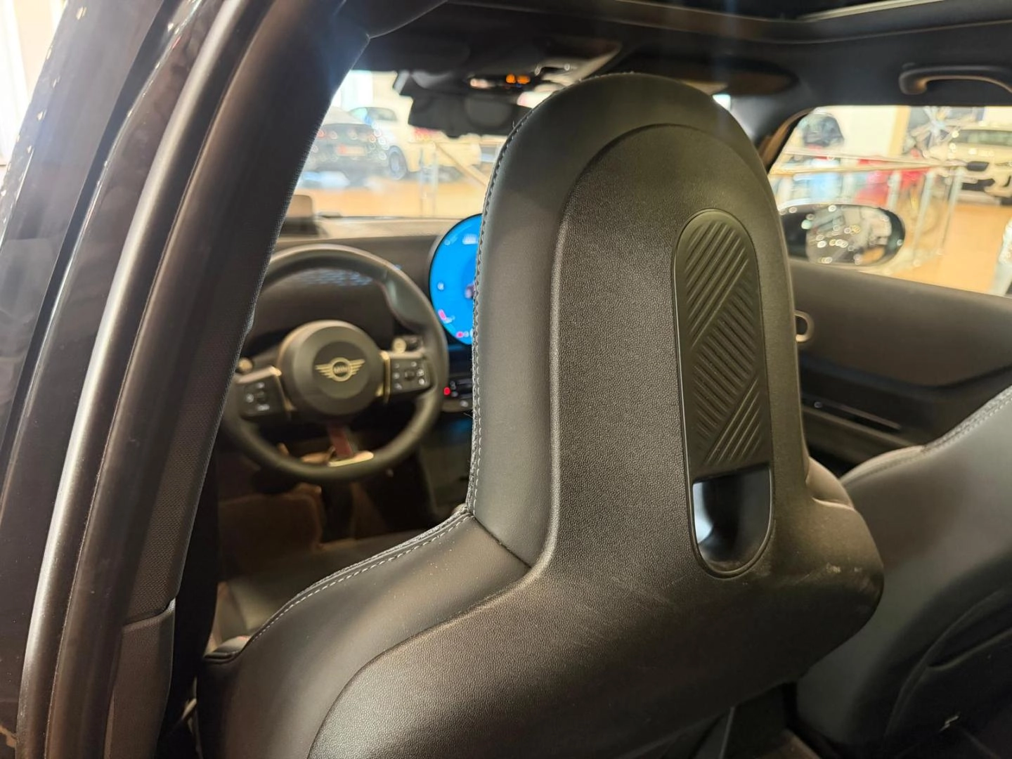 WhatsApp-Image-2026-08-21-at-10-52-16-2-6a882a825ebc9.jpg.webp