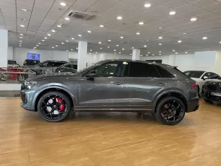 AUDI Q8 RS Q8 performance 471kW quattro tiptron