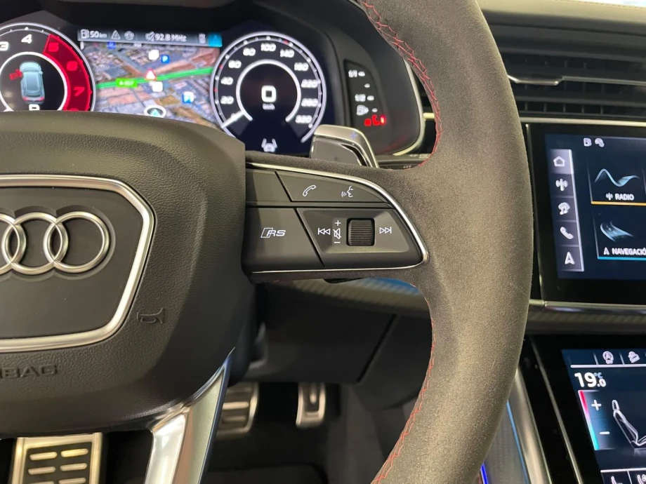 AUDI Q8 RS Q8 performance 471kW quattro tiptron