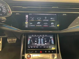 AUDI Q8 RS Q8 performance 471kW quattro tiptron