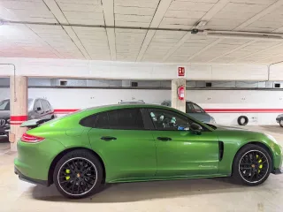 PORSCHE Panamera 4 EHybrid 10 Years Edition