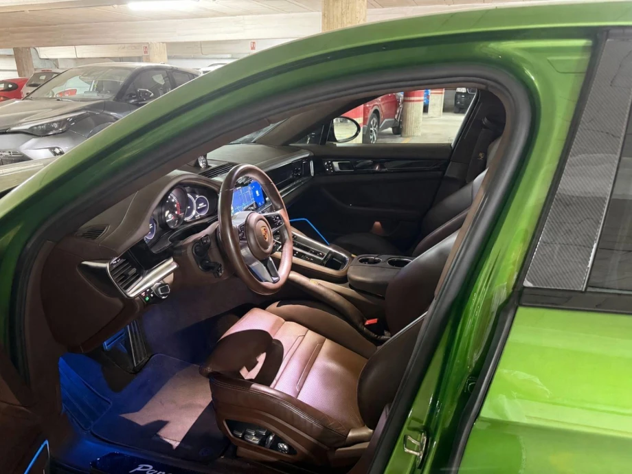 PORSCHE Panamera 4 EHybrid 10 Years Edition